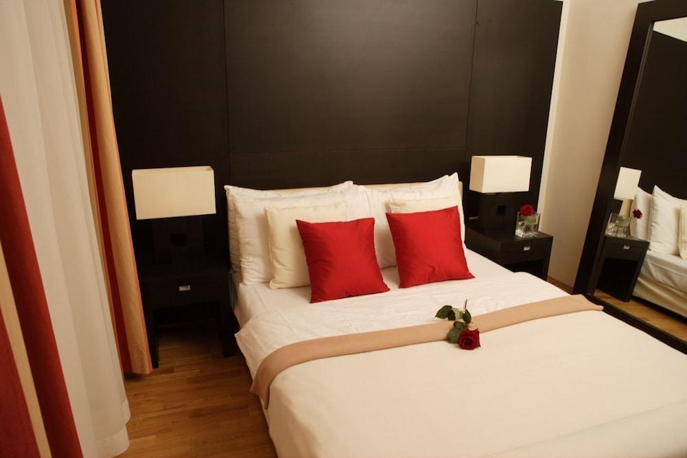 The Levante Rathaus Apartahotel 4*